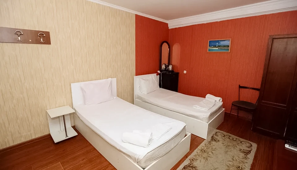 هتل ایساکا تفلیس